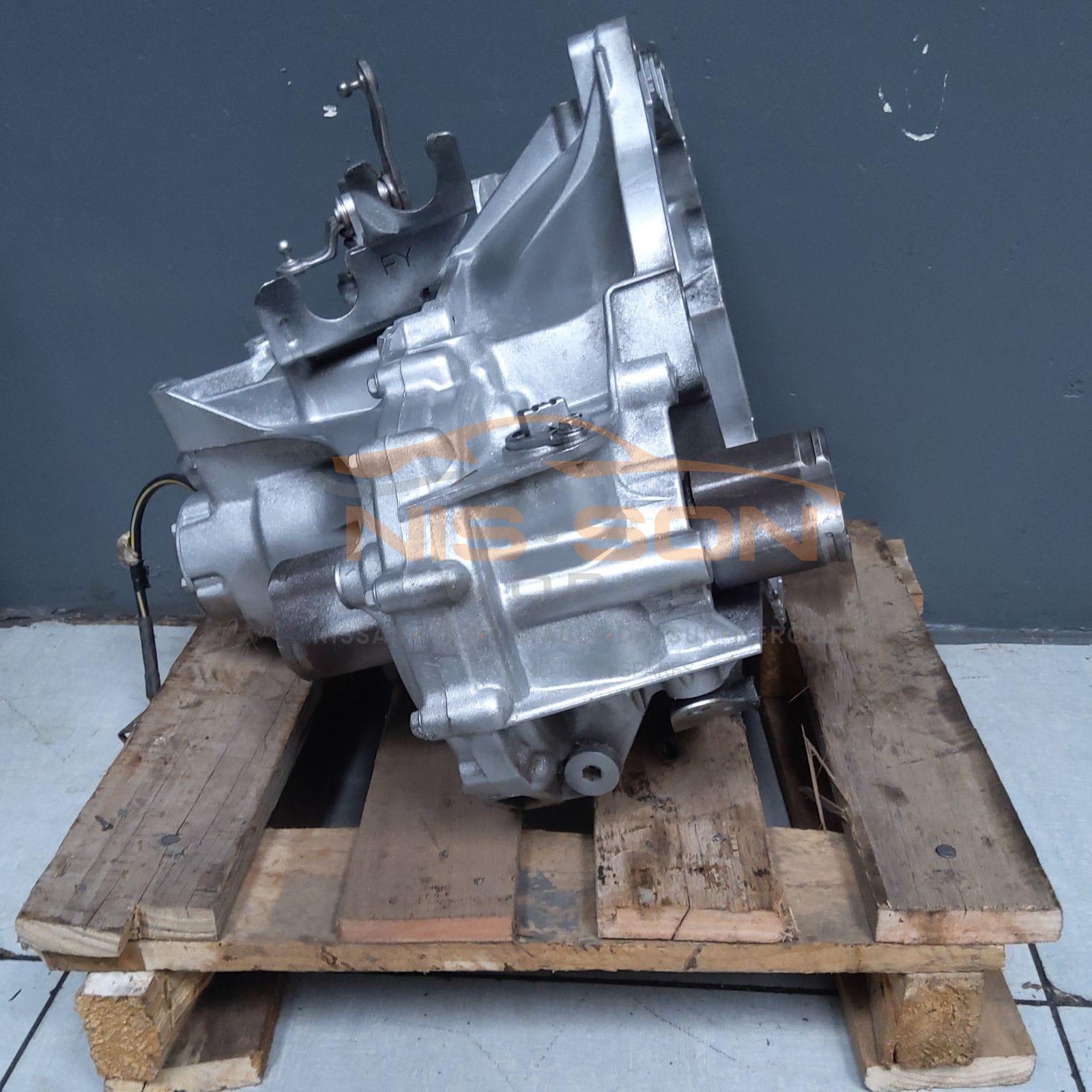 Datsun Go 1.2 Gearbox (Manual) (Second Hand) - Image 4